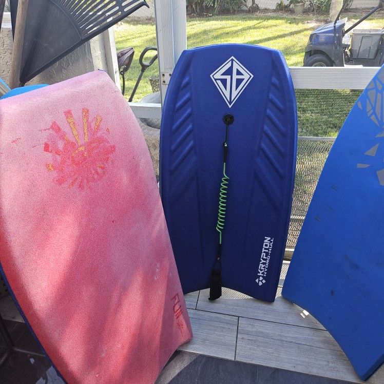 ASSORTED BOOGIE BOARDS LARGE $39 EACH SMALL $10