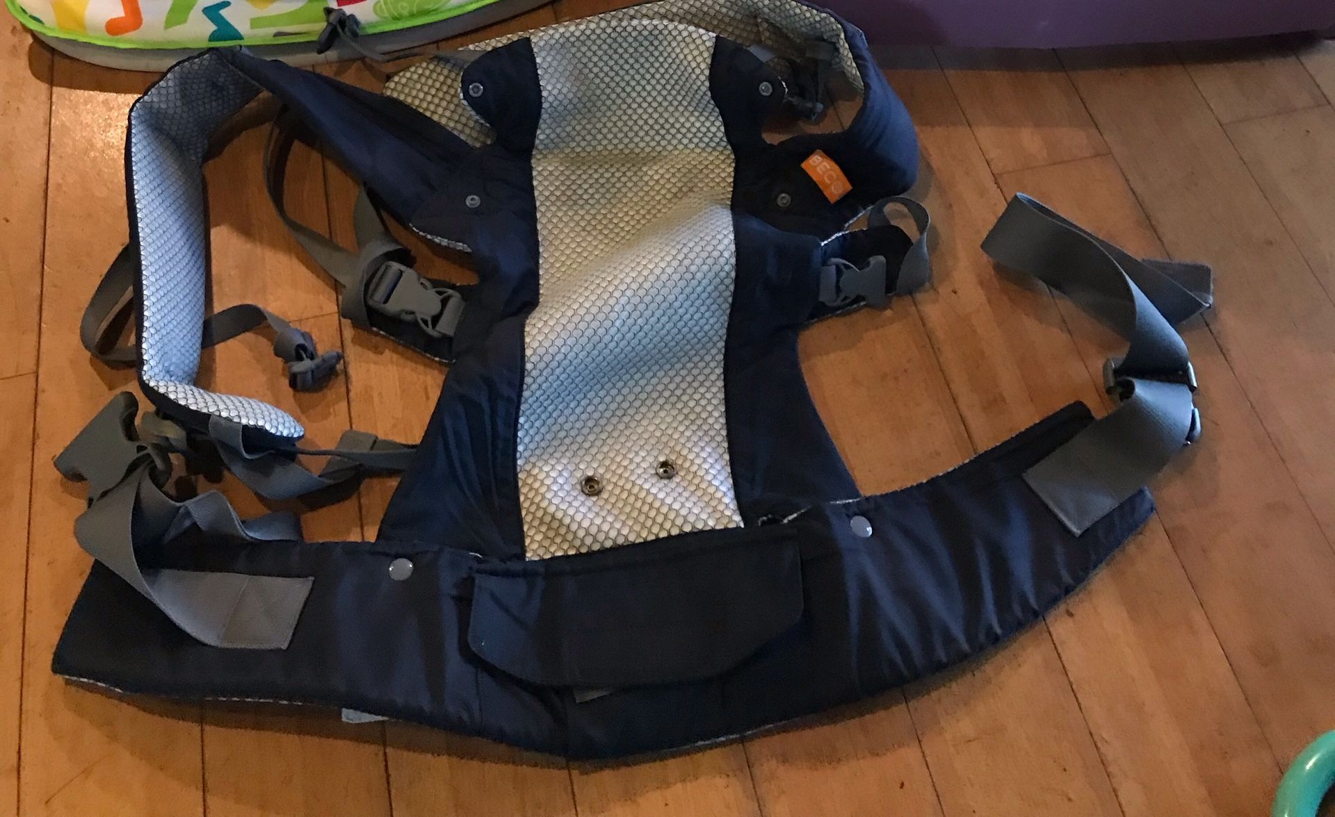 Baby Carrier Great Condition $20