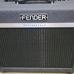 Fender Bassbreaker 15 - Guitar Amp