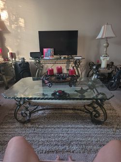 4 set glass tables