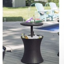 Cooler / Bar