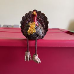 Dangling Legs Resin Turkey