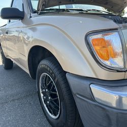 2000 Toyota Tacoma