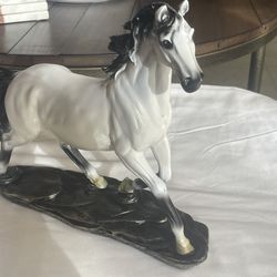 Horse Sculpture