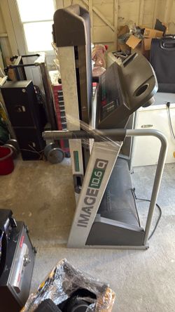 Over sized runner walker treadmill