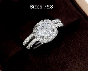 Engagement ring with box