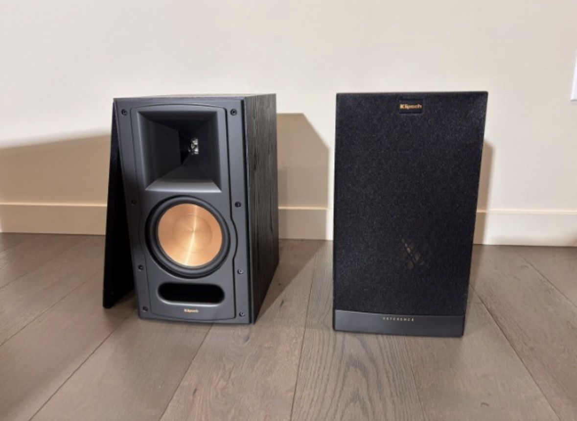 Klipsch RB-61II Bookshelf Speakers