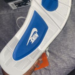 Jordan 4 Retro