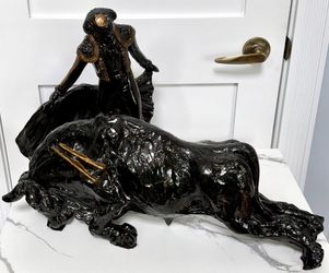 Mid-Century Modern Black Gold Matador and Bull Set (1968) Universal Statuary Corp. Vintage!