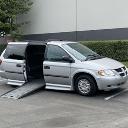 Wheelchair Handicap Ramp Van