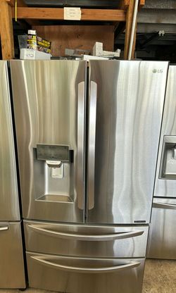 LG 3-Door Refrigerator (French Door Fridge) Stainless Steel - Water Dispenser, Fingerprint Resistant