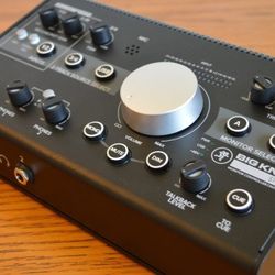 Mackie Big Knob Studio Professional Monitor Controller 