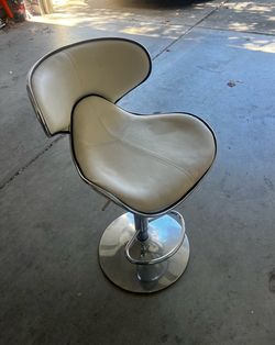 Adjustable Swivel Bar Stool Chrome Base