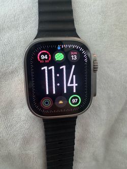 Apple Watch Ultra 49mm Titanium & Ceramic case
