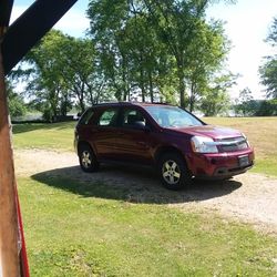 2009 Equinox Ls.               2500 Dollars 
