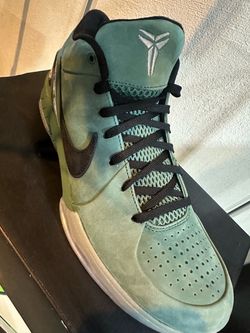 Nike Kobe 4 Protro 'Girl Dad' (size 11)