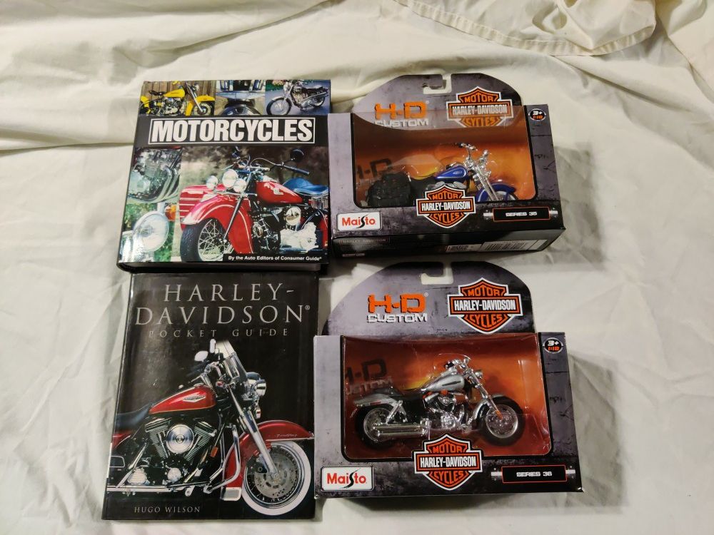 1 Motorcycle Book, 1 Harley Motorcycle Book, 2 Harley Motorcycle Models