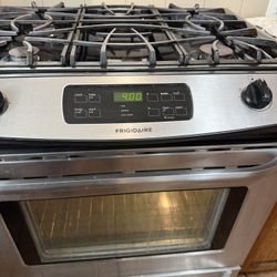 Frigidaire stove 