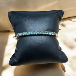 14K Bangle Bracelet