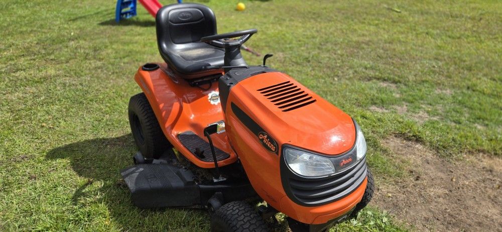 Lawnmower Tractor Ariens