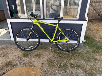 Specialized Hardrock Bicycle