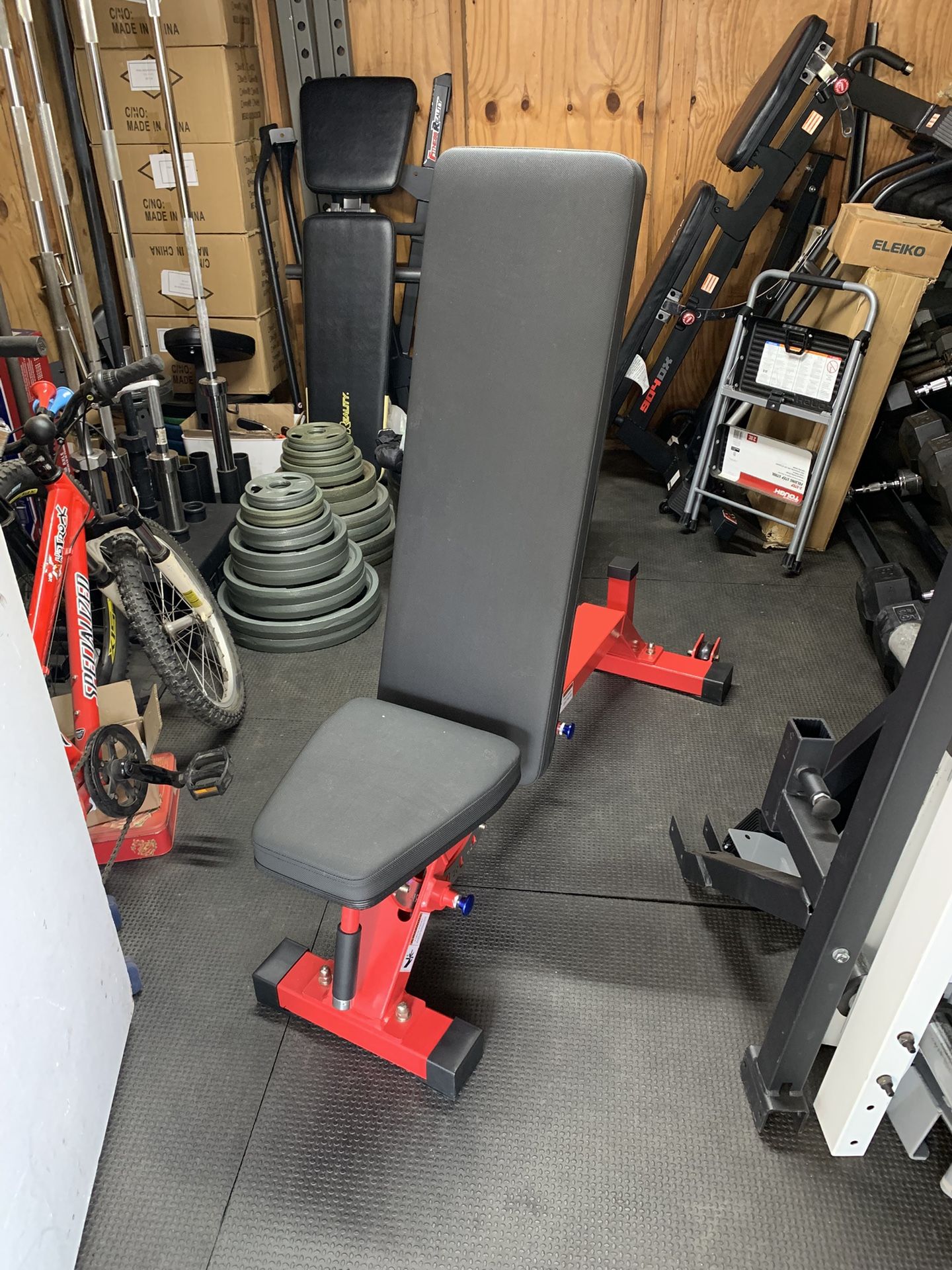 Rep Black Wing Adjustable Bench