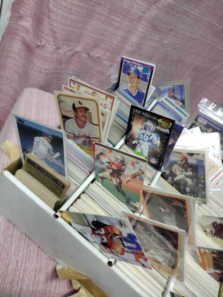 Random Box Of Baseball Football Basketball Trading Cards