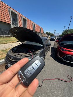 Llaves de autos / car keys and remotes
