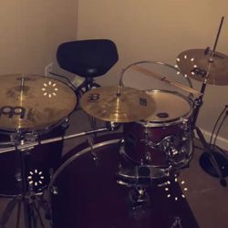 Full Drum Set