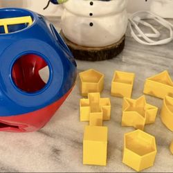 Vintage Tupperware Shape sorter