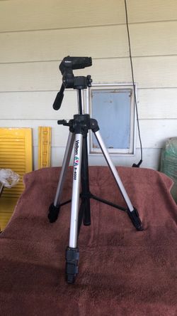 Velbon S-4000 multi-function tripod w/1/4in QR mounting plate