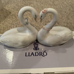 Lladro Endless Love Swans