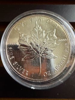 1989 Canadian Silver Maple Leaf coin .9999 Fine silver