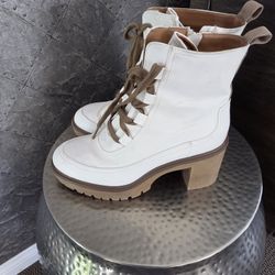 womens boots 9 1/2 