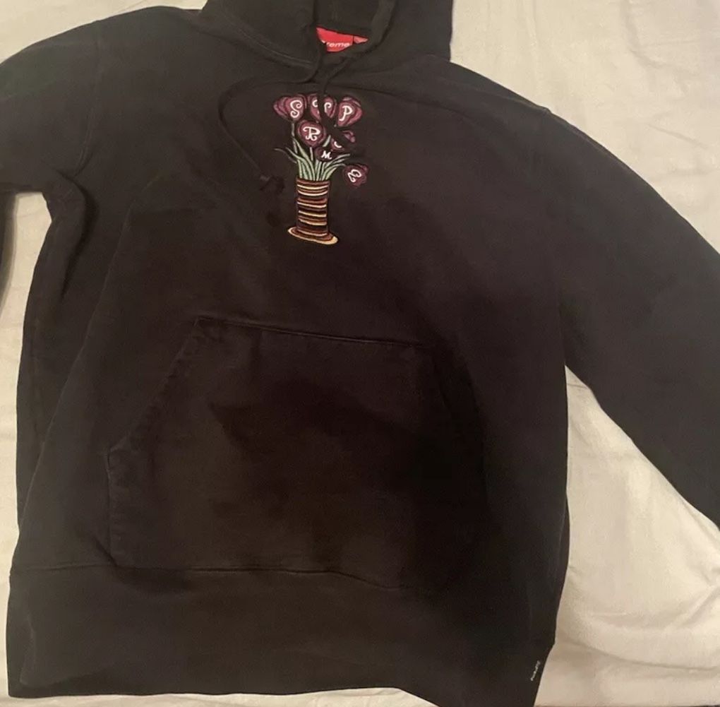 Supreme Hoodie