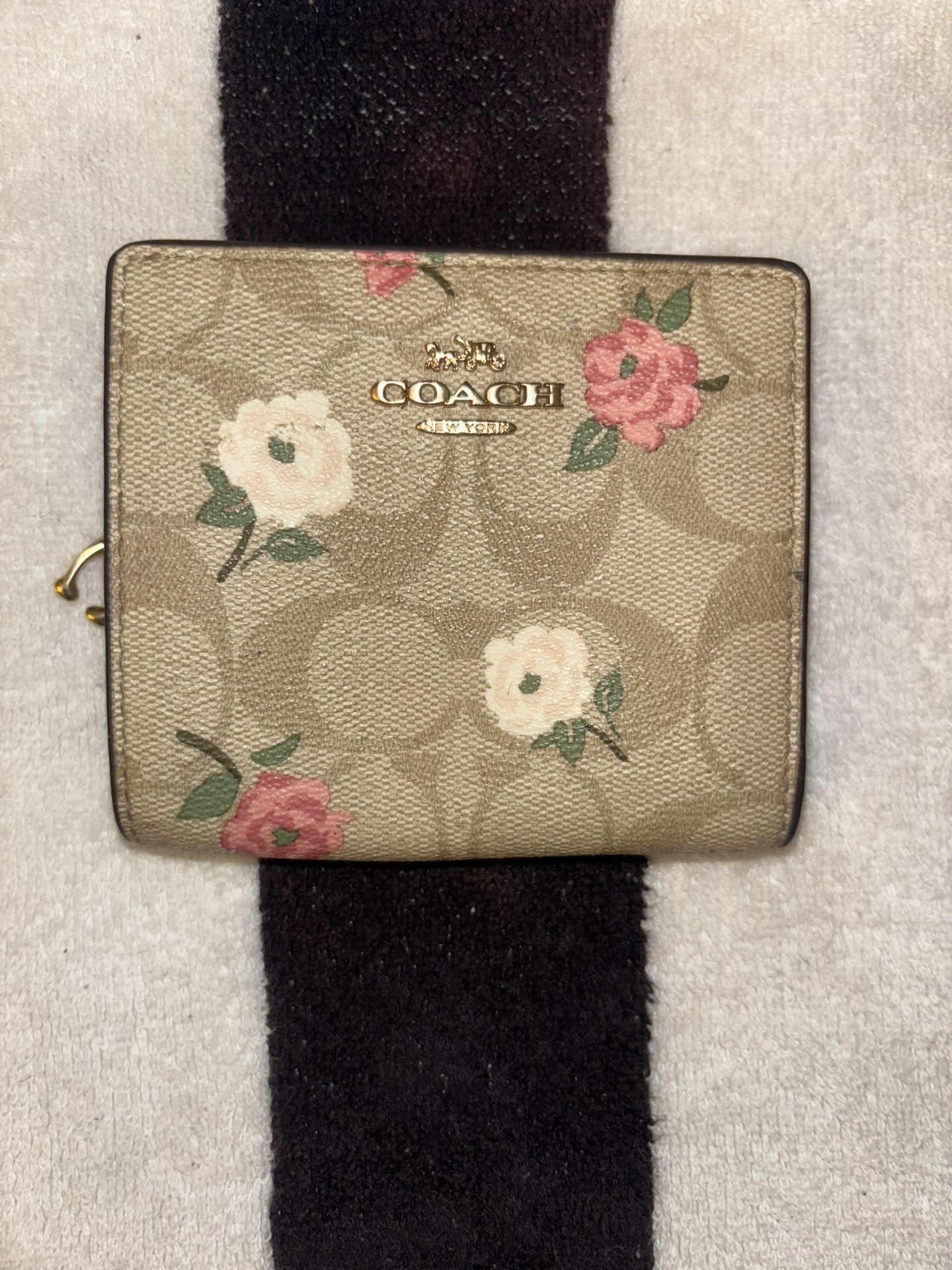 Coach Snap Wallet in Signature Canvas with Floral Print (Style #CR969)