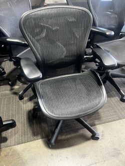 Herman miller aeron office chair
