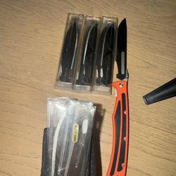 Havalon Baracuta-Blaze and extra blades 