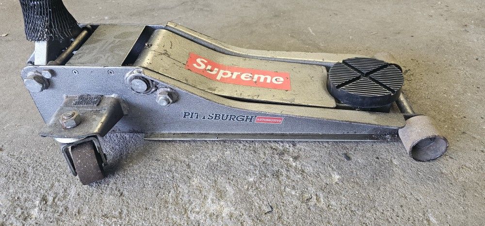 Pittsburgh Floor Jack 3 Ton