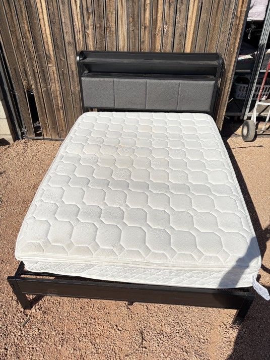 Full Bed W/Frame