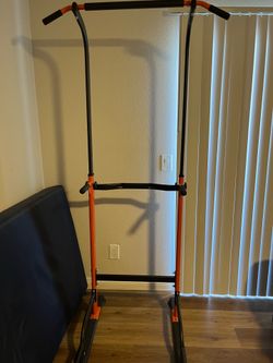 Pull up bar