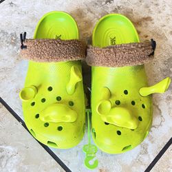 Crocs Shrek Ds size 9-10 men DS And Kids Size 5-6 