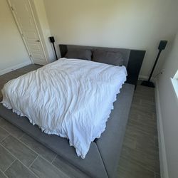 Modern Upholstered King Bed Frame – Gray Platform Style