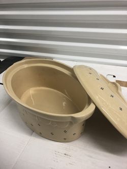 Large casserole pottery with lid