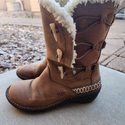 UGG Women's Boots Size 5