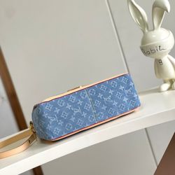 High-end handbags for women