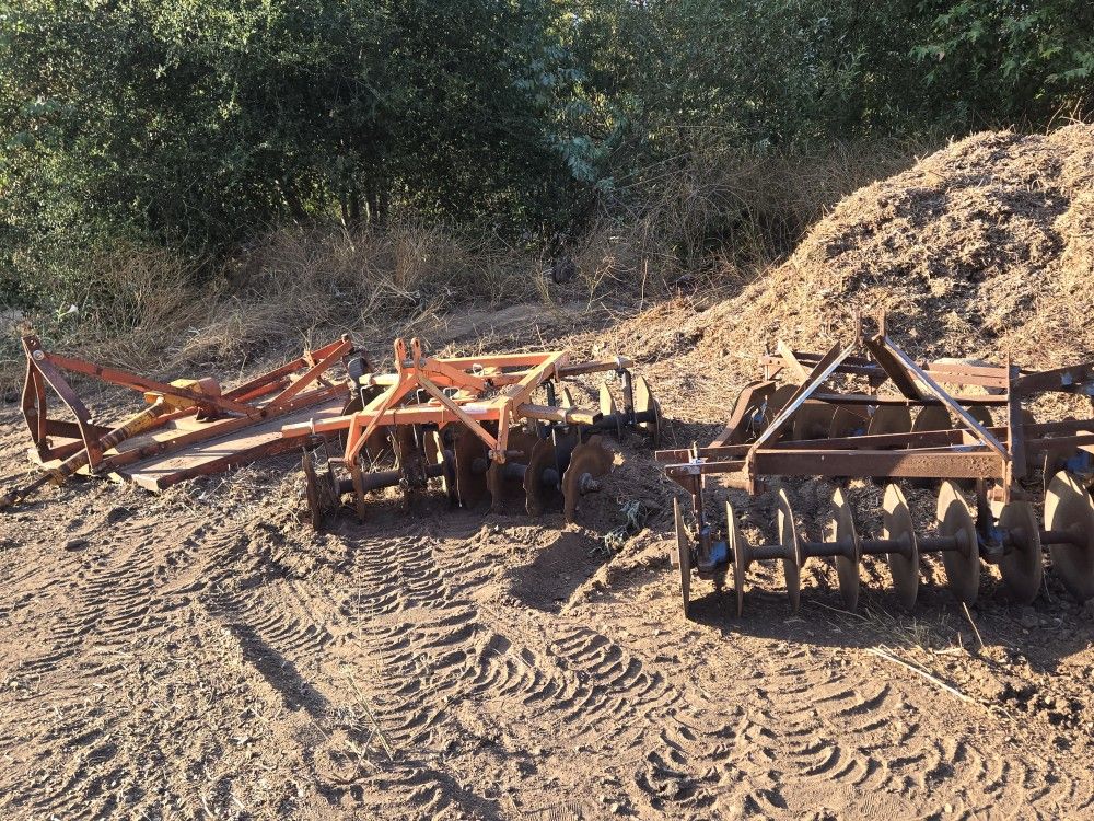 4 Tractor parts 