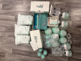 MOTIF Aura Glow Breast Pumps x2
