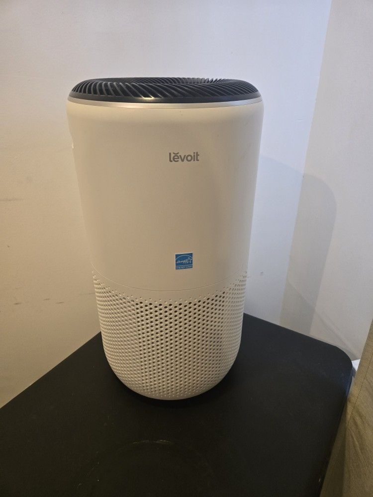 Levoit Core 400S Smart Air Purifier - Wifi, HEPA, Large Room - Great Condition 