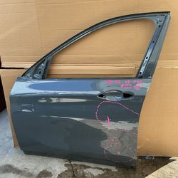 2022 - 2025 BMW 430ix SEDAN - DRIVER DOOR SHELL OEM
